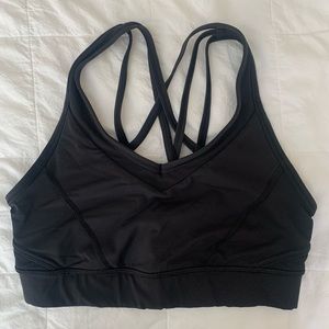 Lululemon Black Cross-Back Sports Bra - like new!